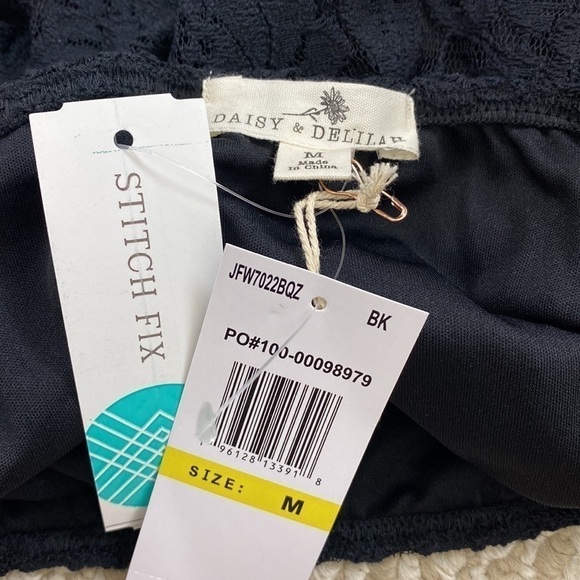 NEW NWT STITCH FIX DAISY & DELILAH Black Lace Off Shoulder Babydoll Top Medium - Picture 4 of 5